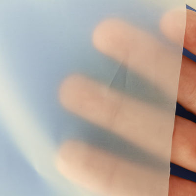 Verpackung Rohstoffe Weiße durchscheinende PE-Rückblattfolie für Hygieneprodukte