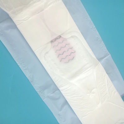 Einweg-Gesundheitsproduktstil 320 mm Sanitärnappen für Damen
