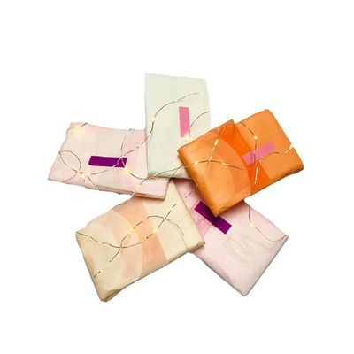 Ultra dünner Stil Einweg-Sanitäre Serviette für Frauen Zweite Klasse Lady Serviette