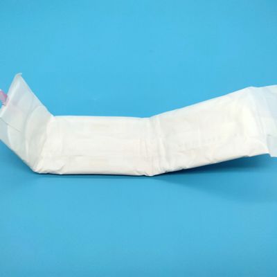 Ultra dünner Stil Einweg-Sanitäre Serviette für Frauen Zweite Klasse Lady Serviette