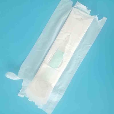 Flügelhafte Einweg-OEM-Sanitäre Serviette für Inkontinenz und Haustiere