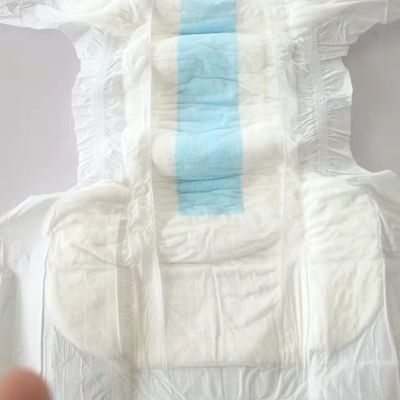 Tragbare, wechselbare Erwachsenenwindeln mit individueller Größe und gedrucktem Design
