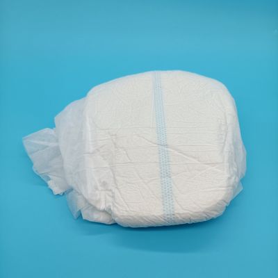 Flusspulpe Grade b Erwachsene Unterwäsche Windel in weißer Farbe für heiße Produkte Frauen Windelhosen