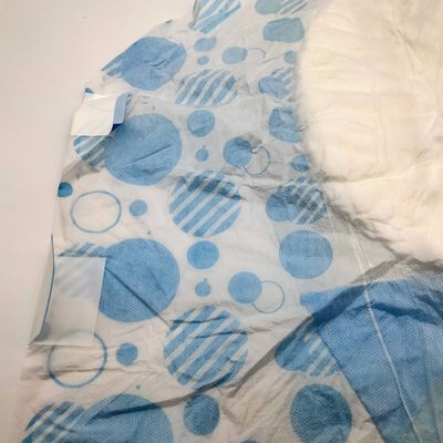 Soft Nowoven Frabic Inkontinenz Zeichentrickfilm Erwachsene Windel Ultra dick für ältere Patienten
